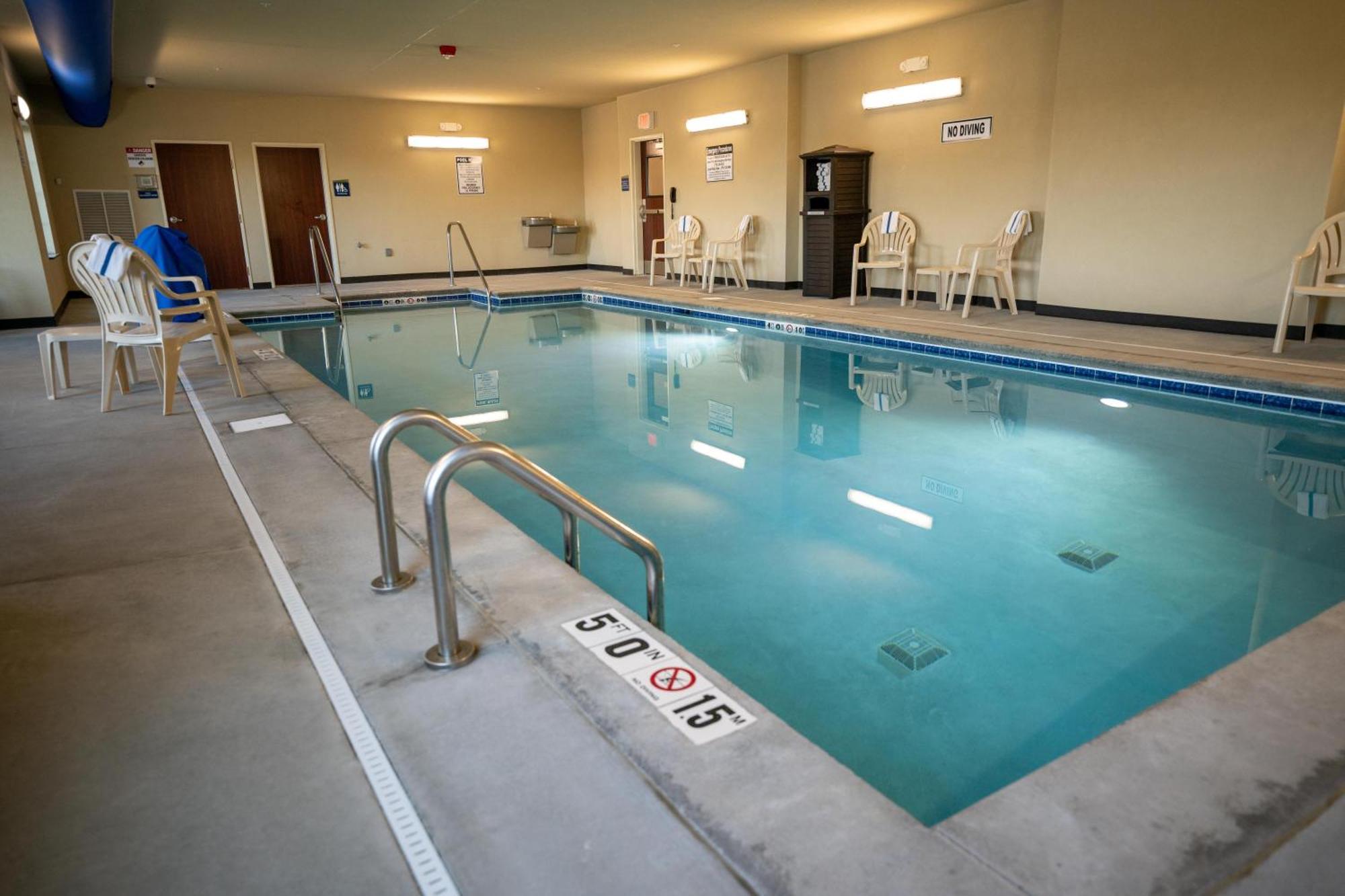 Cobblestone Hotel&Suites - Lamar Extérieur photo